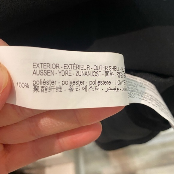 Zara Embroidered Yoke Mini Sequin Dress
Limited Edition in Black / Green - Picture 10 of 13